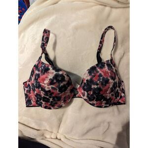 DKNY lined pushup bra size 34c